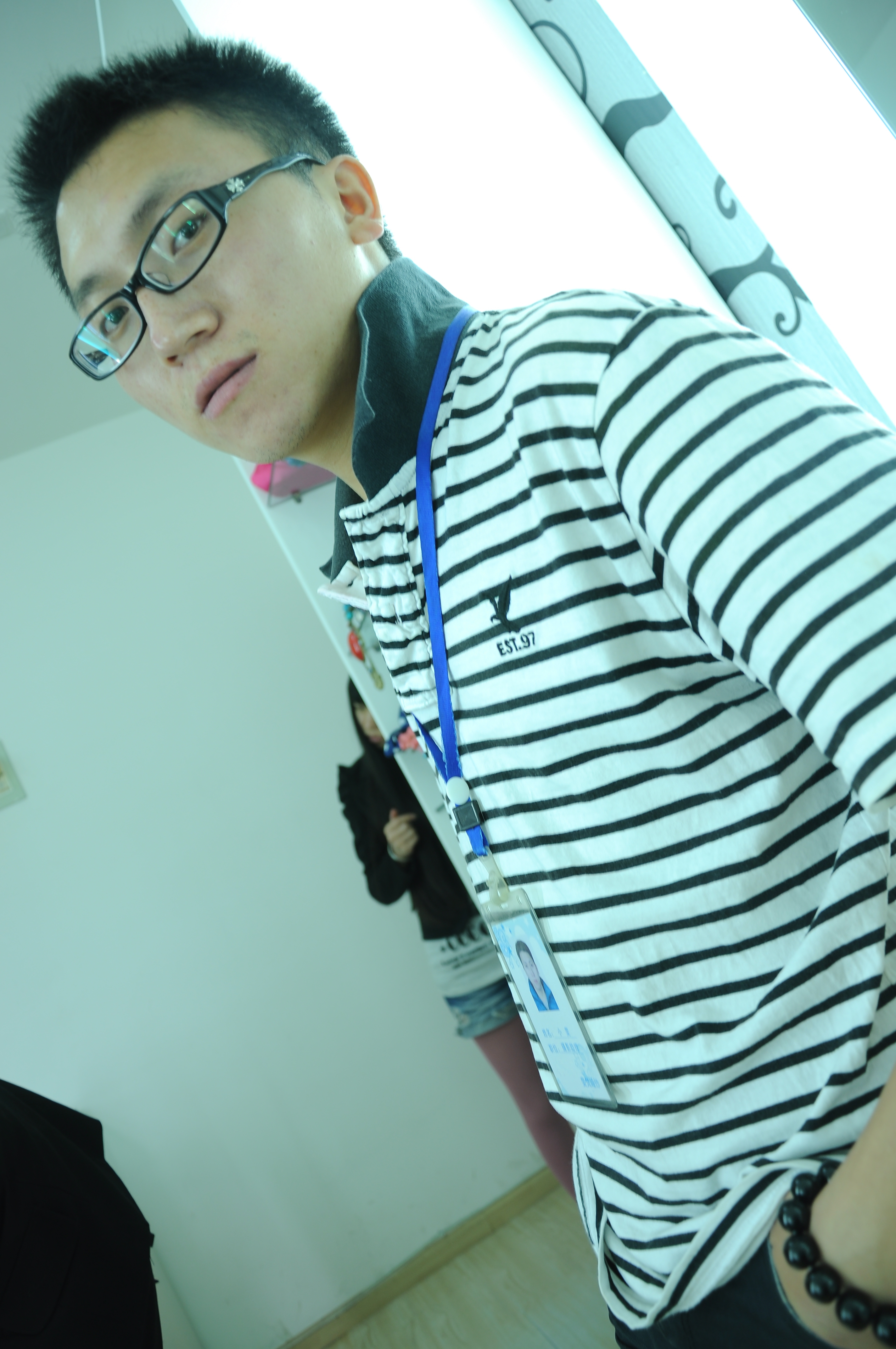 王飞