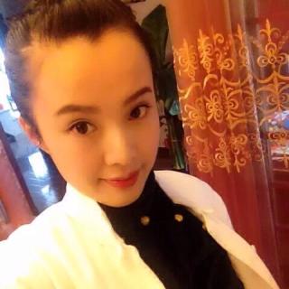 我理想的婚姻状态是能成为彼此的哥们、搭档、夫妻并且相互包容,扶持,成就 我经历过一段婚姻,没有孩子。失败的教训是懂得如何更好的经营家庭。我自信是个内在分值比外在分值高但需要时间去了解的人。虽然是独生女,但不矫情做作,性格直爽随和。较典型的狮子座个性,宜动宜静。多元文化融合,外表开朗幽默,内心传统豁达。知事故而不世故,有积极健康的人生观和价值观。能为你撑起半边天,也能做你的小绵羊。 从小在外地长大,后来又因为工作和创业在外漂泊了多年。去年开始,逐渐把工作区域缩小在闽南,所以那些闽南地区以外的,年