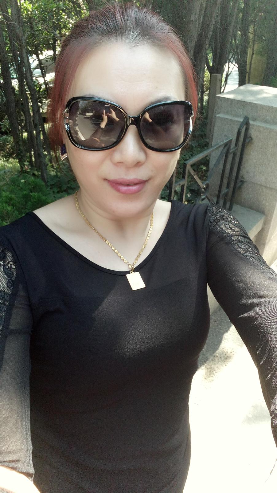 40岁离异女征婚照片(id:85852639)_山东青岛征婚交友