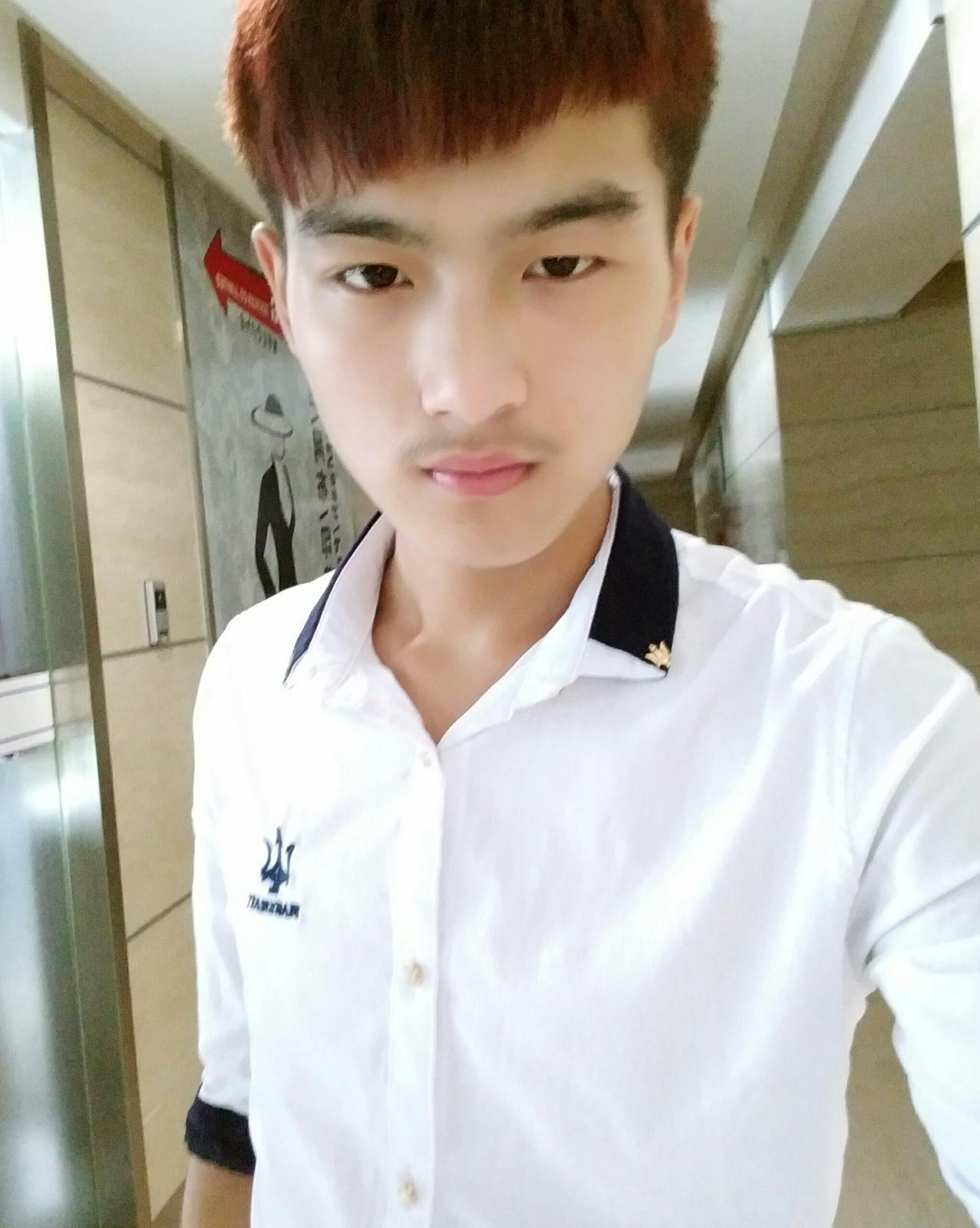 20岁未婚男征婚照片(id:95457829)_浙江绍兴征婚交友