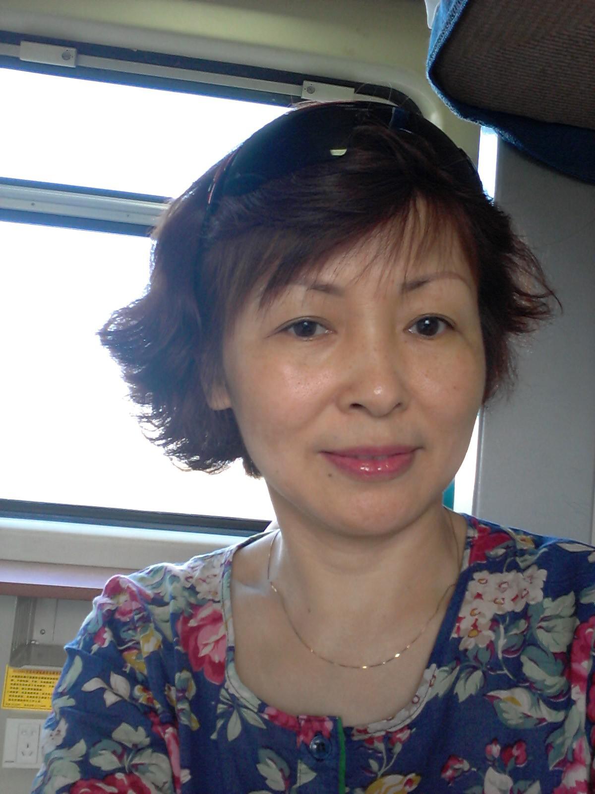 46岁离异女征婚照片(id:96523537)_重庆征婚交友_珍爱