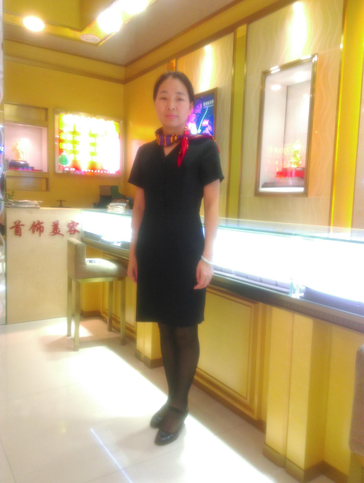 40岁离异女征婚照片(id:100606027)_广东深圳征婚交友