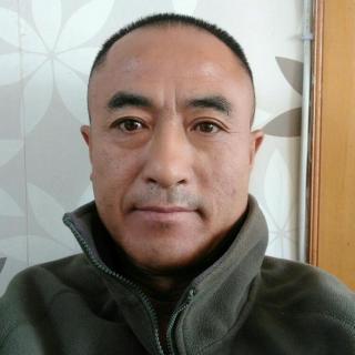 男人  