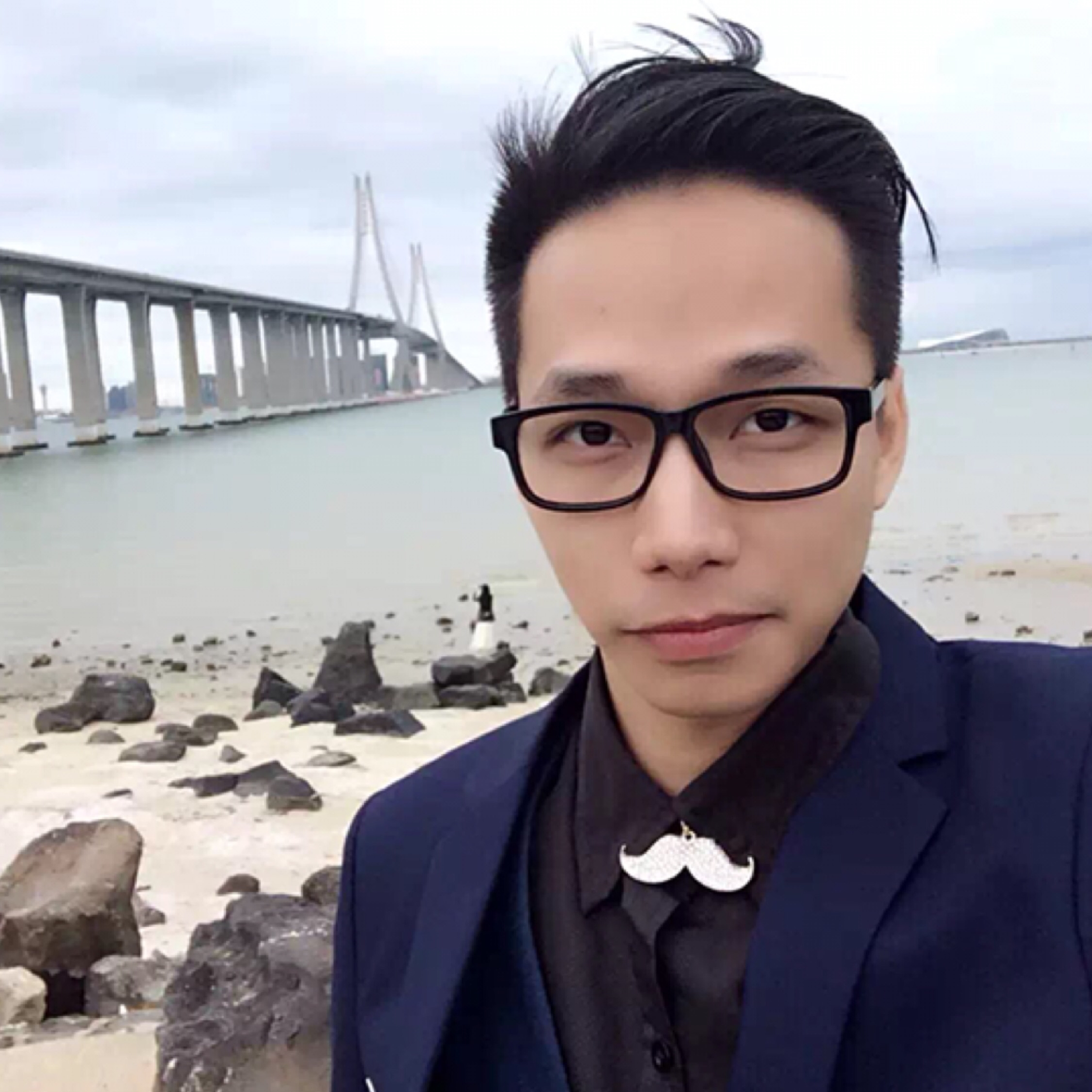 年迈的大叔照片