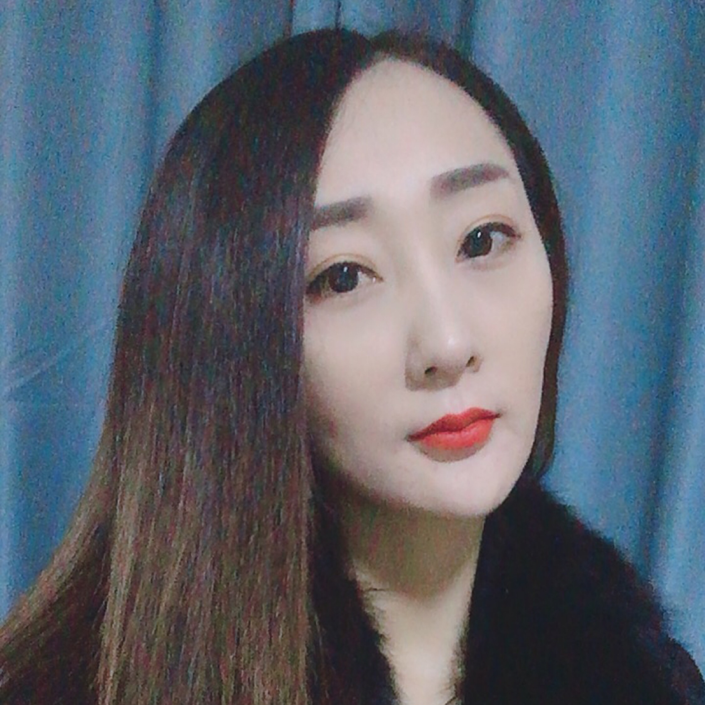 莹莹