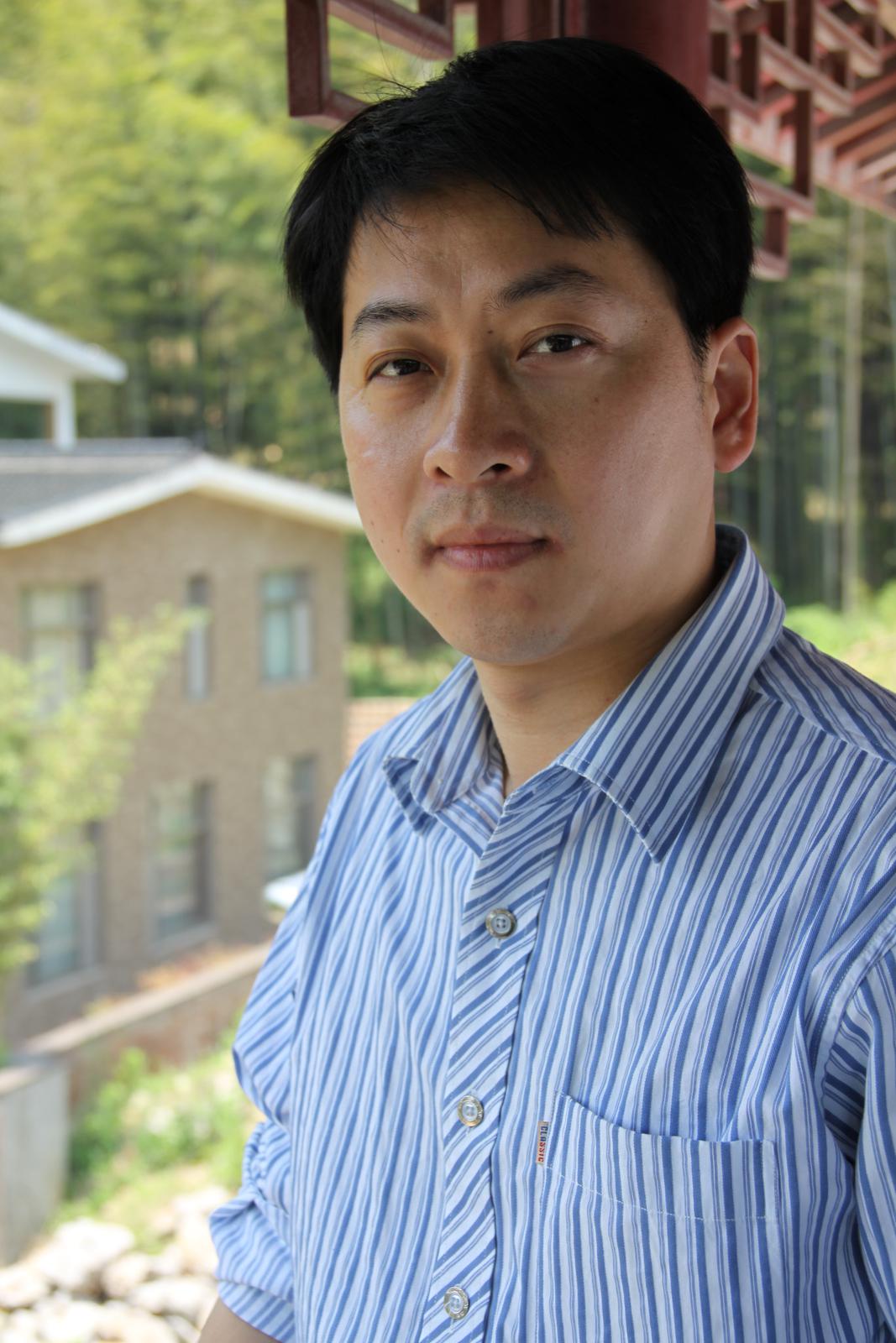 40岁未婚男征婚照片(id:58929247)_上海征婚交友_珍爱网