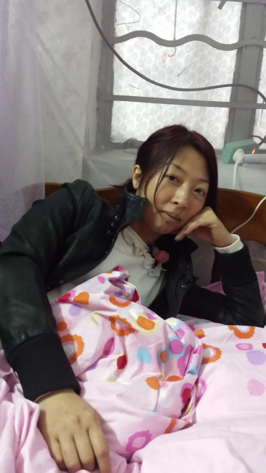 43岁离异女征婚照片(id:62582473)_广东佛山征婚交友_珍爱网