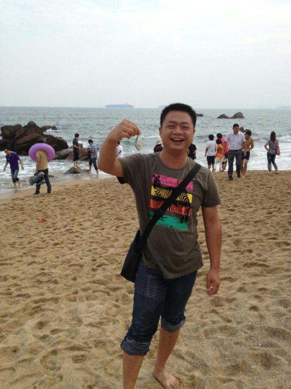 30岁未婚男征婚照片(id:64106359)_广东深圳征婚交友_珍爱网