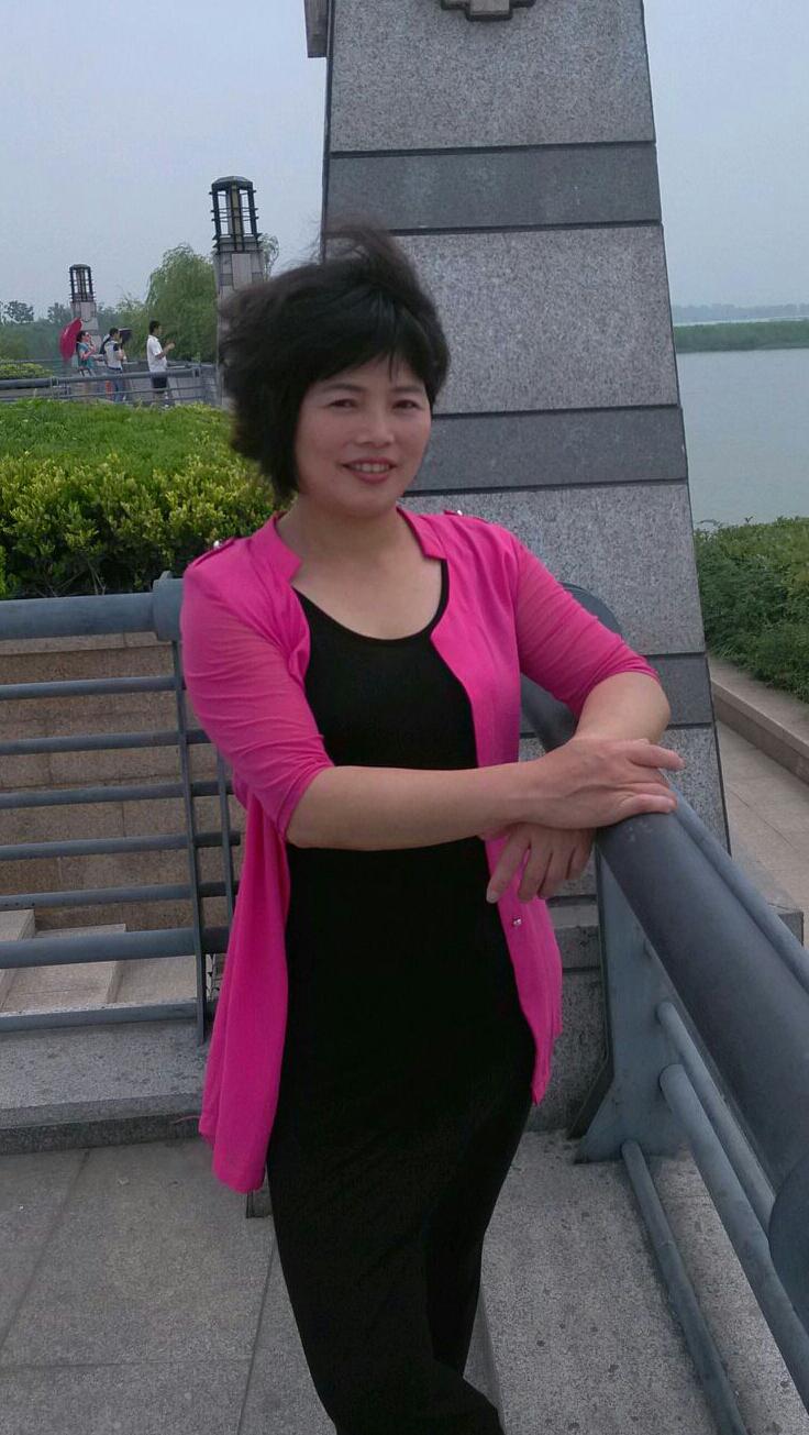 45岁离异女征婚照片(id:70302001)_安徽合肥征婚交友_珍爱网