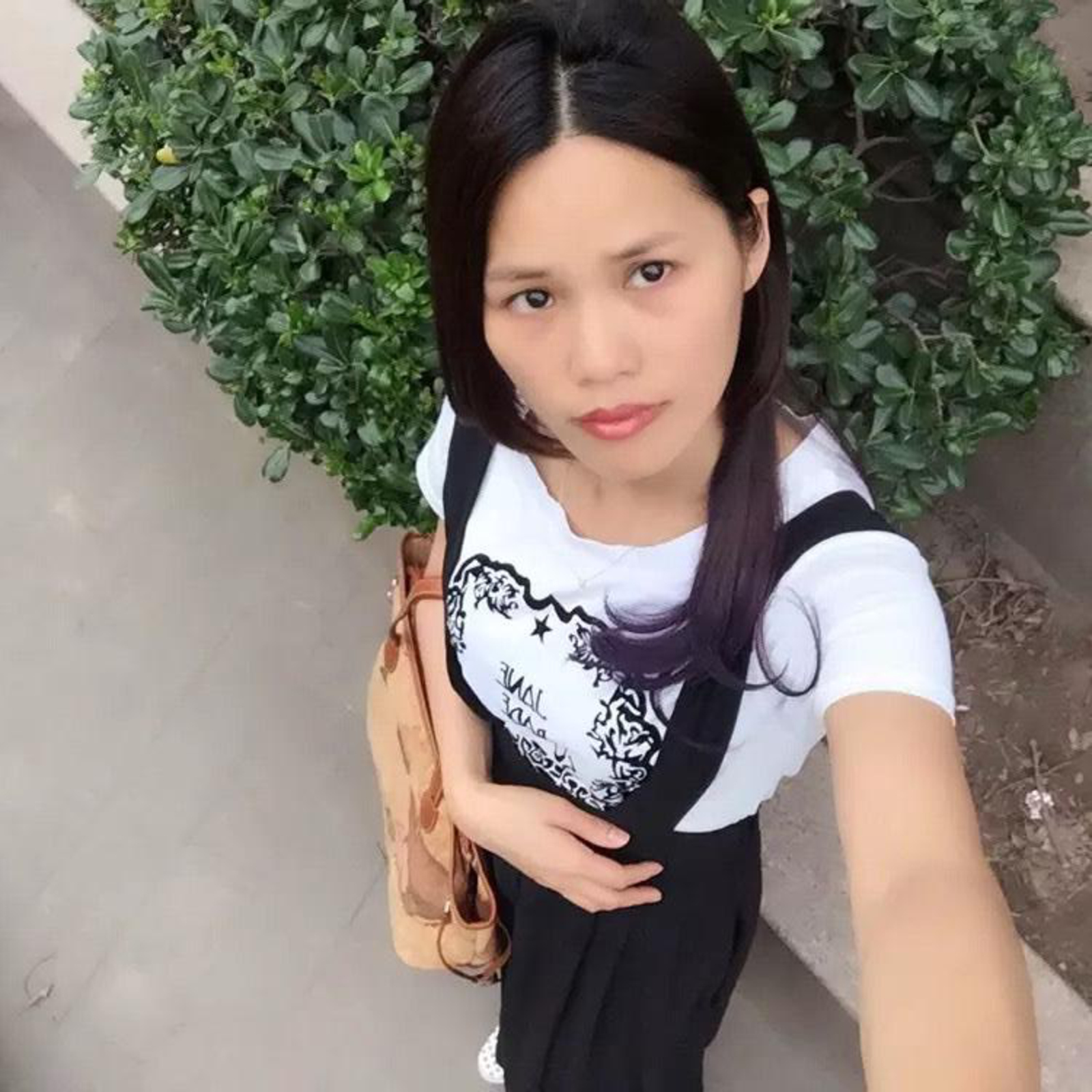 33岁离异女征婚照片(id:84658297)_广东广州征婚交友_珍爱网