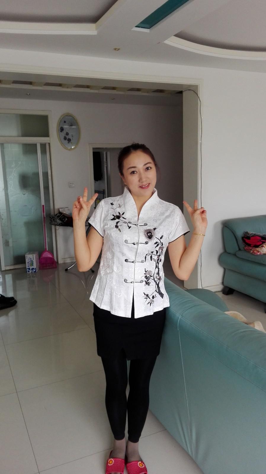 46岁离异女征婚照片(id:86869591)_新疆昌吉征婚交友_珍爱网