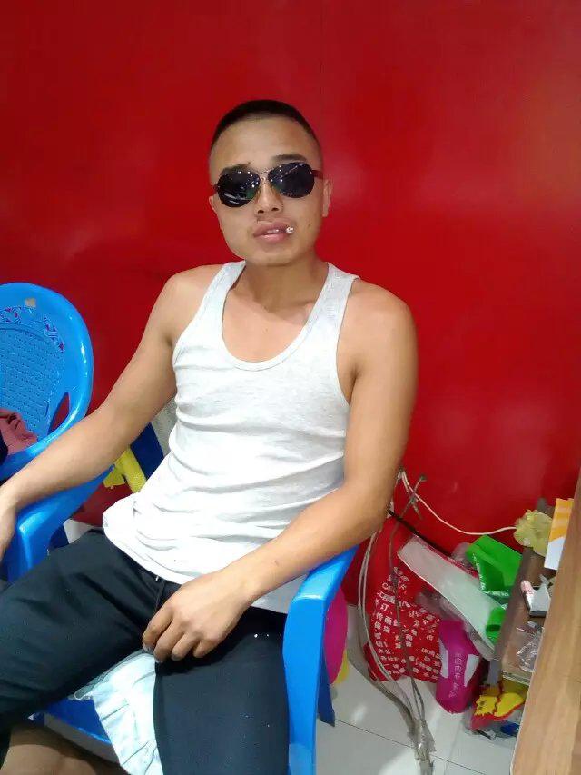 27岁未婚男征婚照片(id:88579627)_云南文山征婚交友_珍爱网