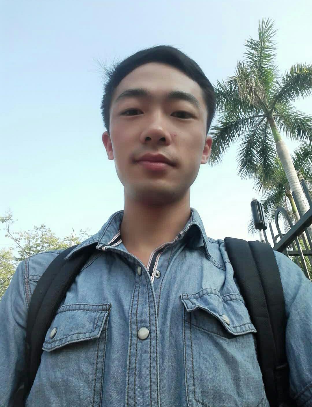 35岁离异男征婚照片(id:88823311)_广东深圳征婚交友_珍爱网