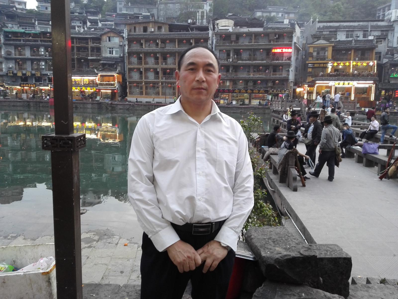 60岁离异男征婚照片(id:90914527)_重庆征婚交友_珍爱网