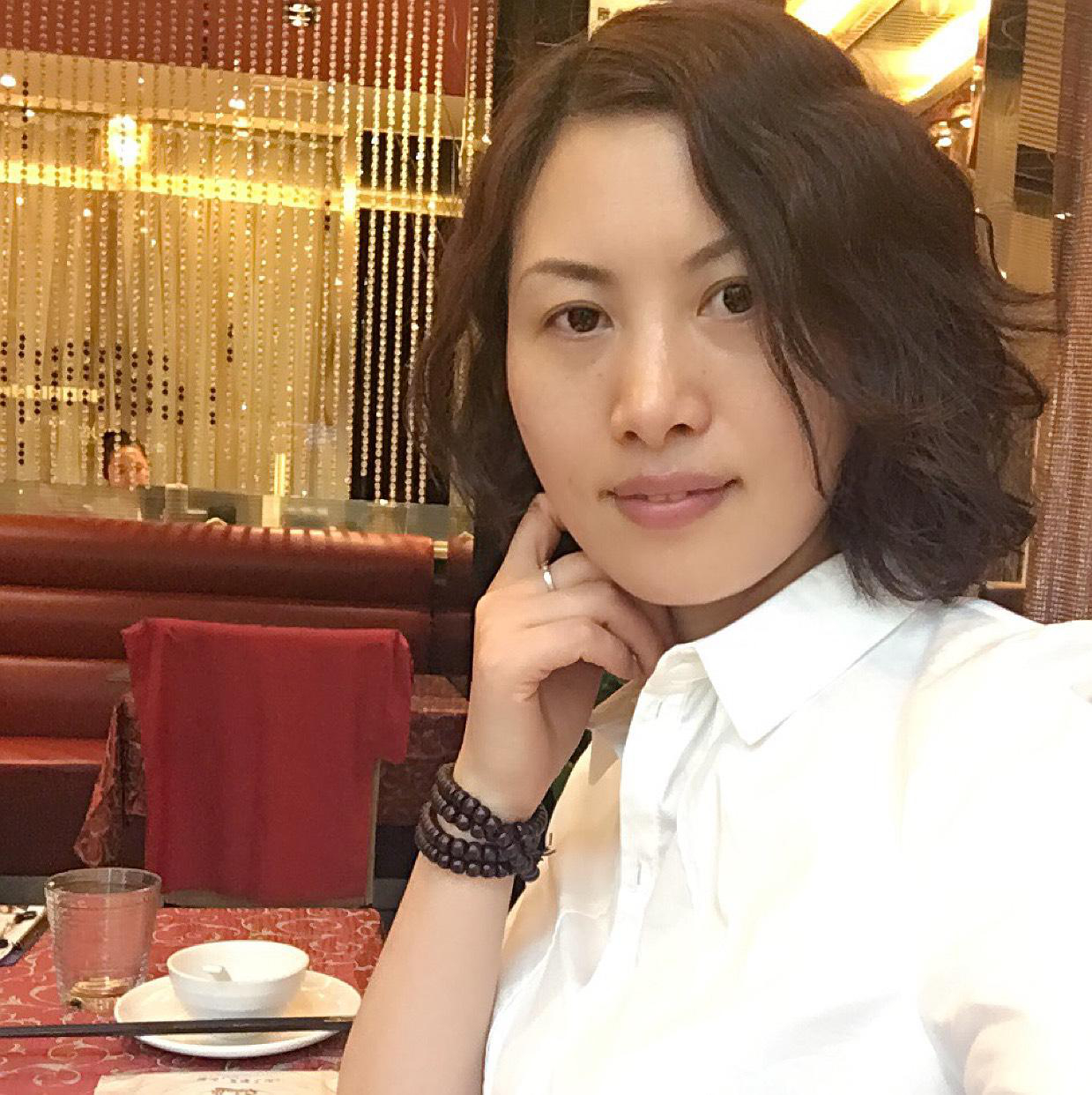 41岁离异女征婚照片(id:96376783)_上海征婚交友_珍爱网