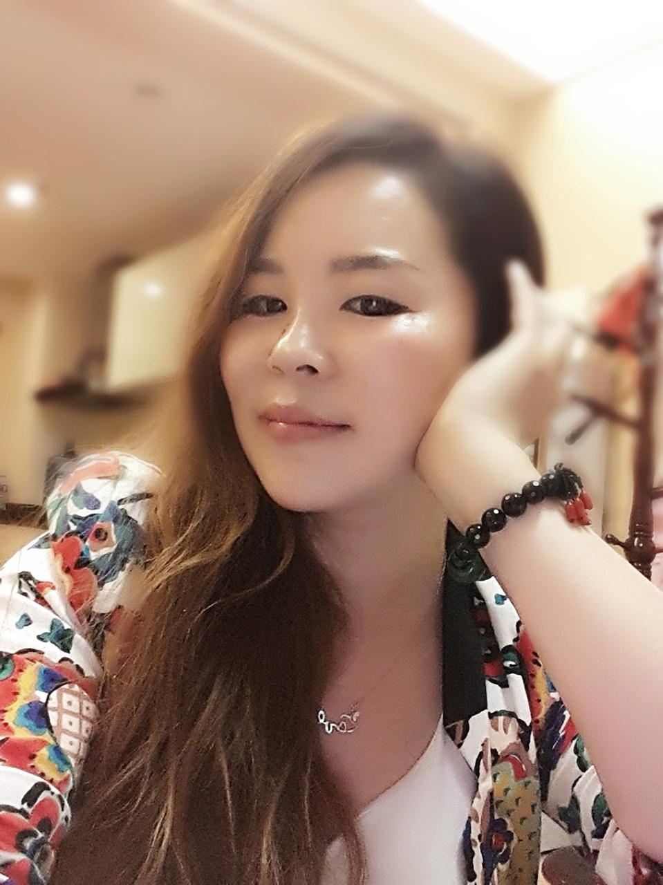 40歲離異女徵婚照片(id:96637945)_重慶徵婚交友_珍愛網