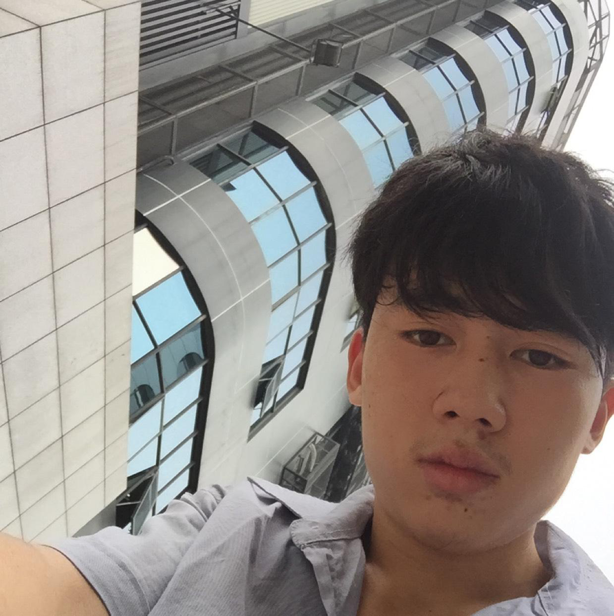 20岁未婚男征婚照片(id:97688221)_广东深圳征婚交友_珍爱网