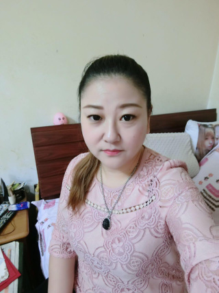 43岁离异女征婚照片(id:99010951)_上海征婚交友_珍爱网