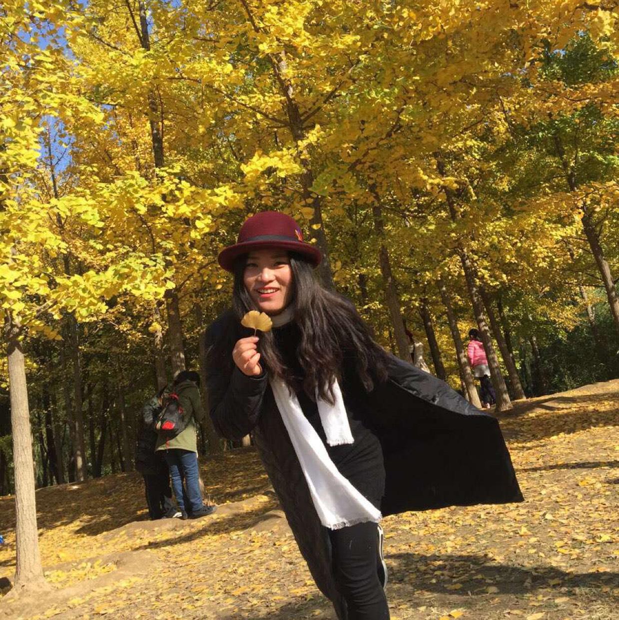 美女闫老师照片