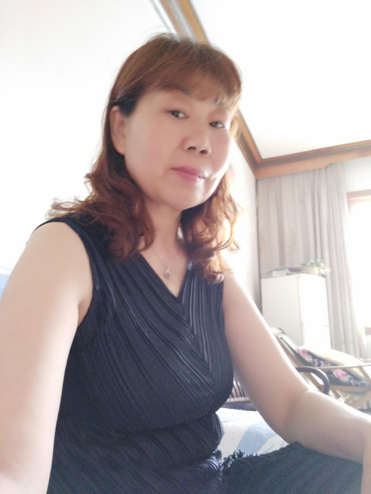 42岁丧偶女征婚照片(id:106543915)_湖北武汉征婚交友_珍爱网