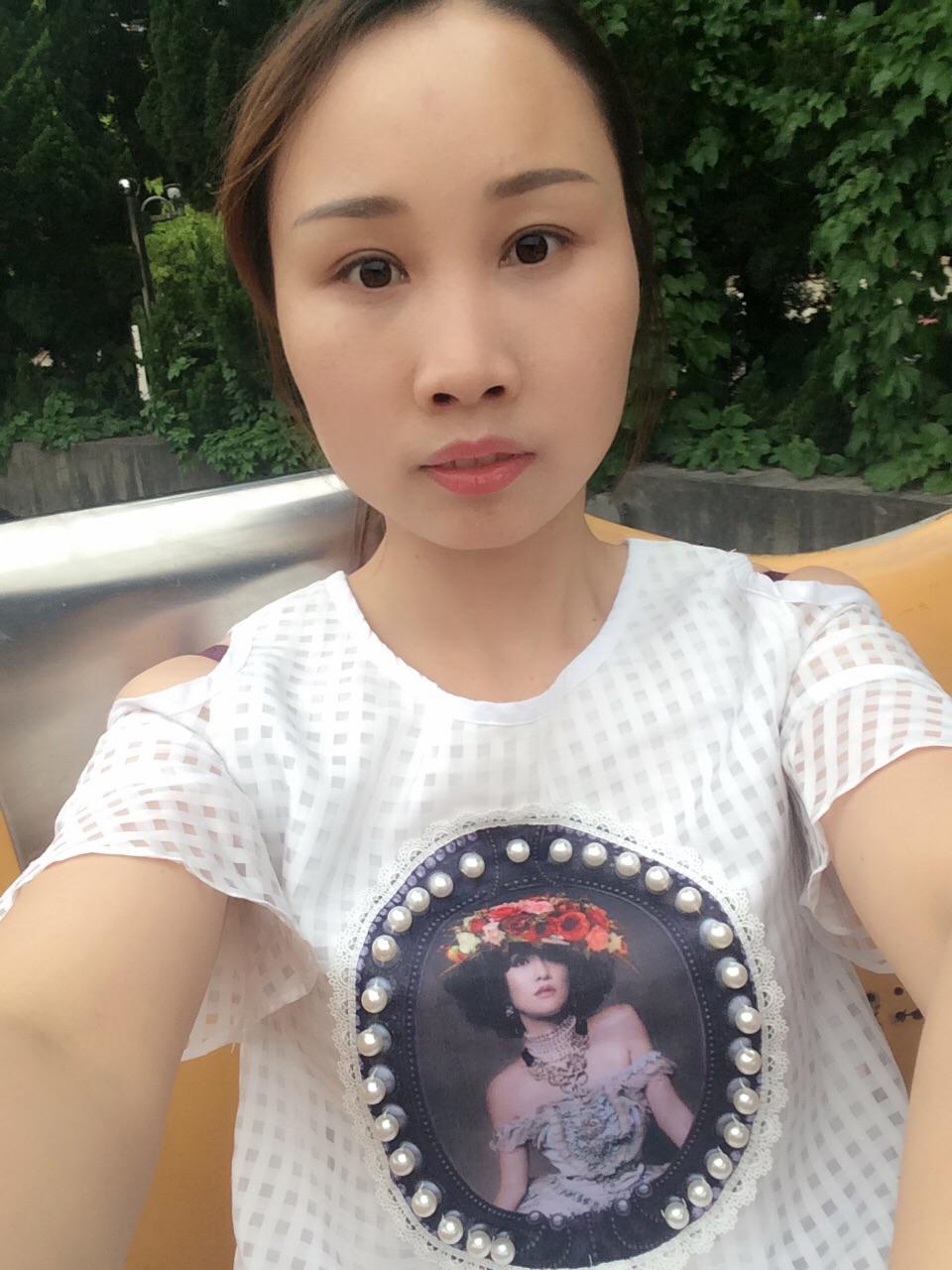 27岁离异女征婚照片(id:107805619)_湖南株洲征婚交友_珍爱网