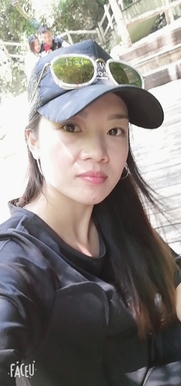 32岁离异女征婚照片(id:1865289859)_重庆征婚交友_珍爱网
